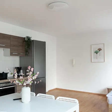 Διαμέρισμα T&k - 3 *